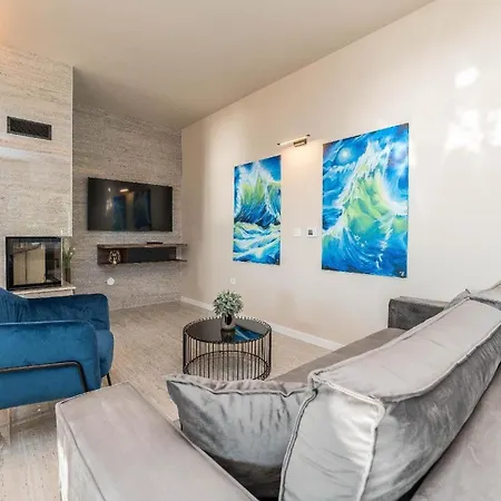 Ferienhaus Mit Privatpool Fuer 6 Personen Ca 150 Qm In Privlaka, Dalmatien Norddalmatien - B53158 프리블라카